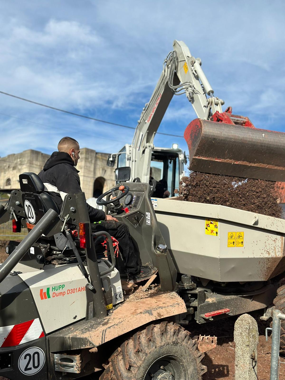 Baggerarbeiten für Fundament